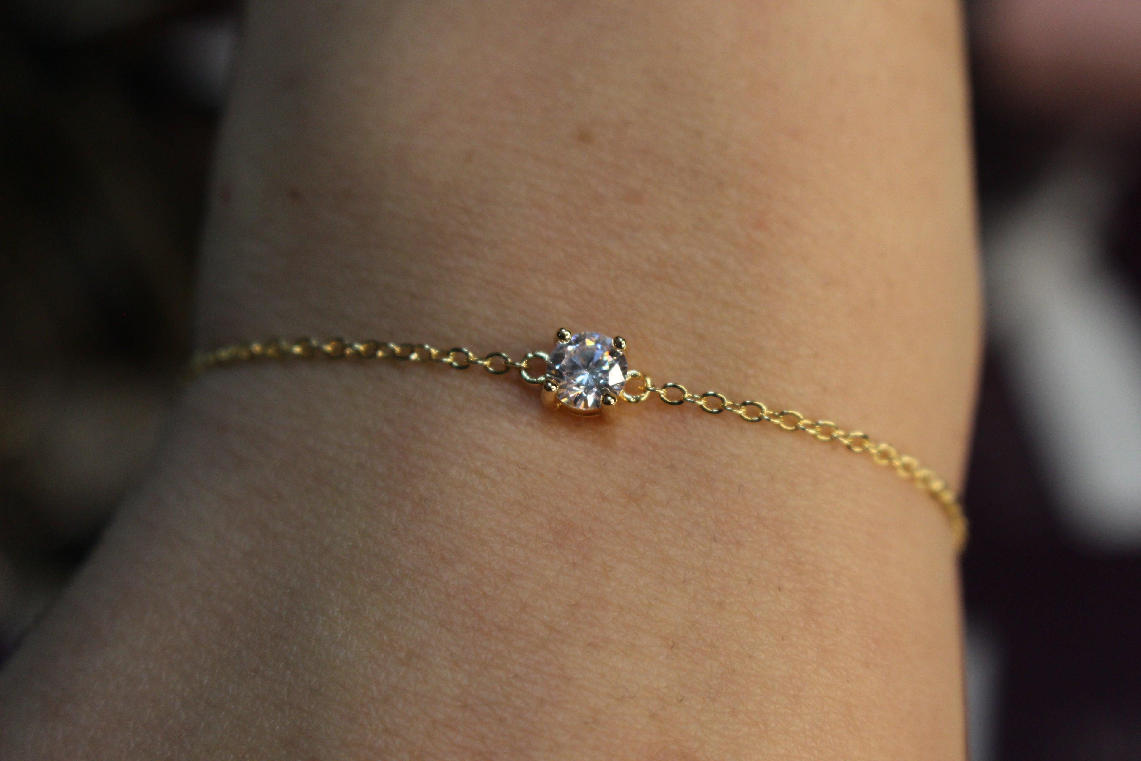 Crystal pendant bracelet
