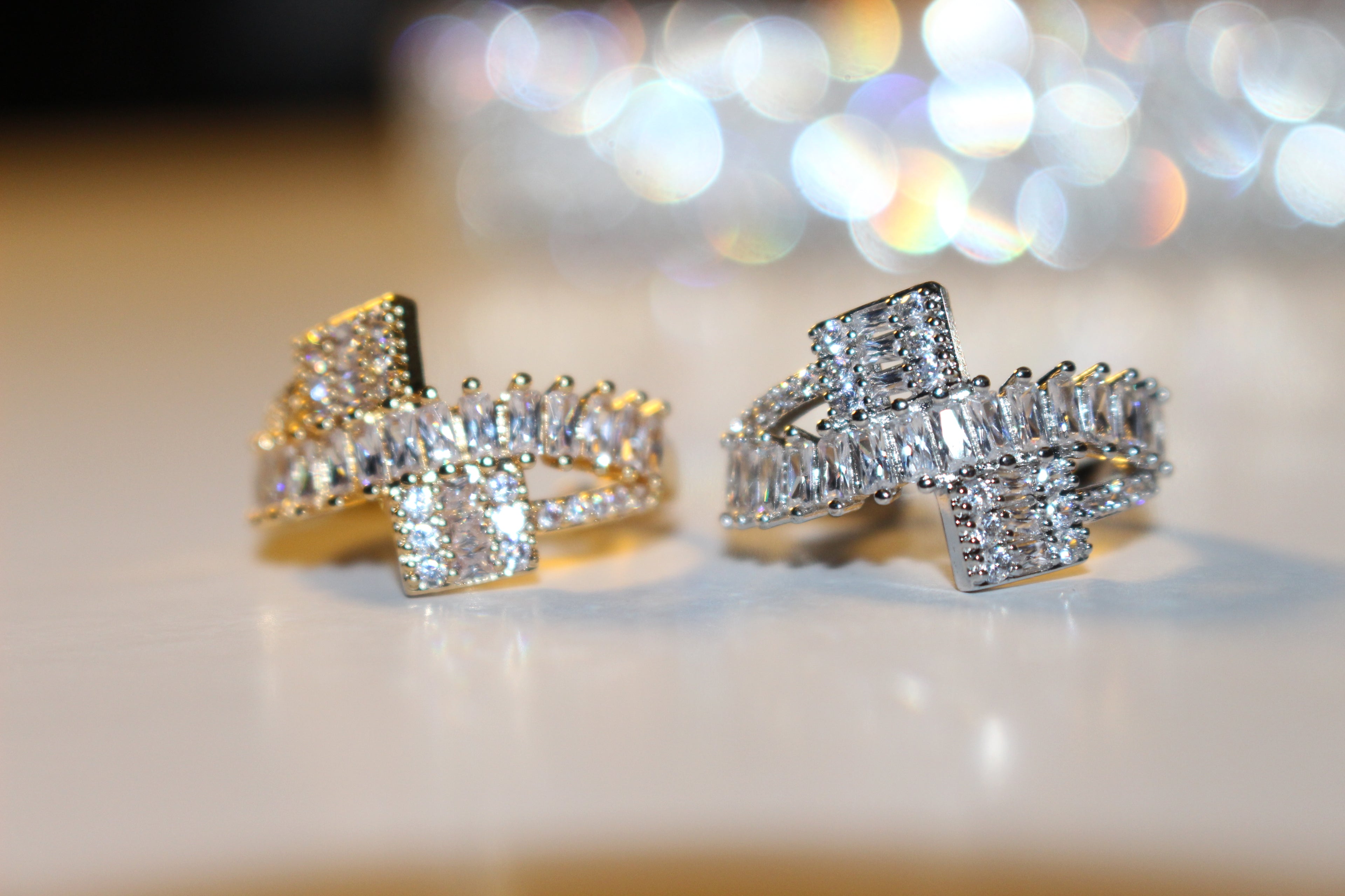 NOVA CROSS RING