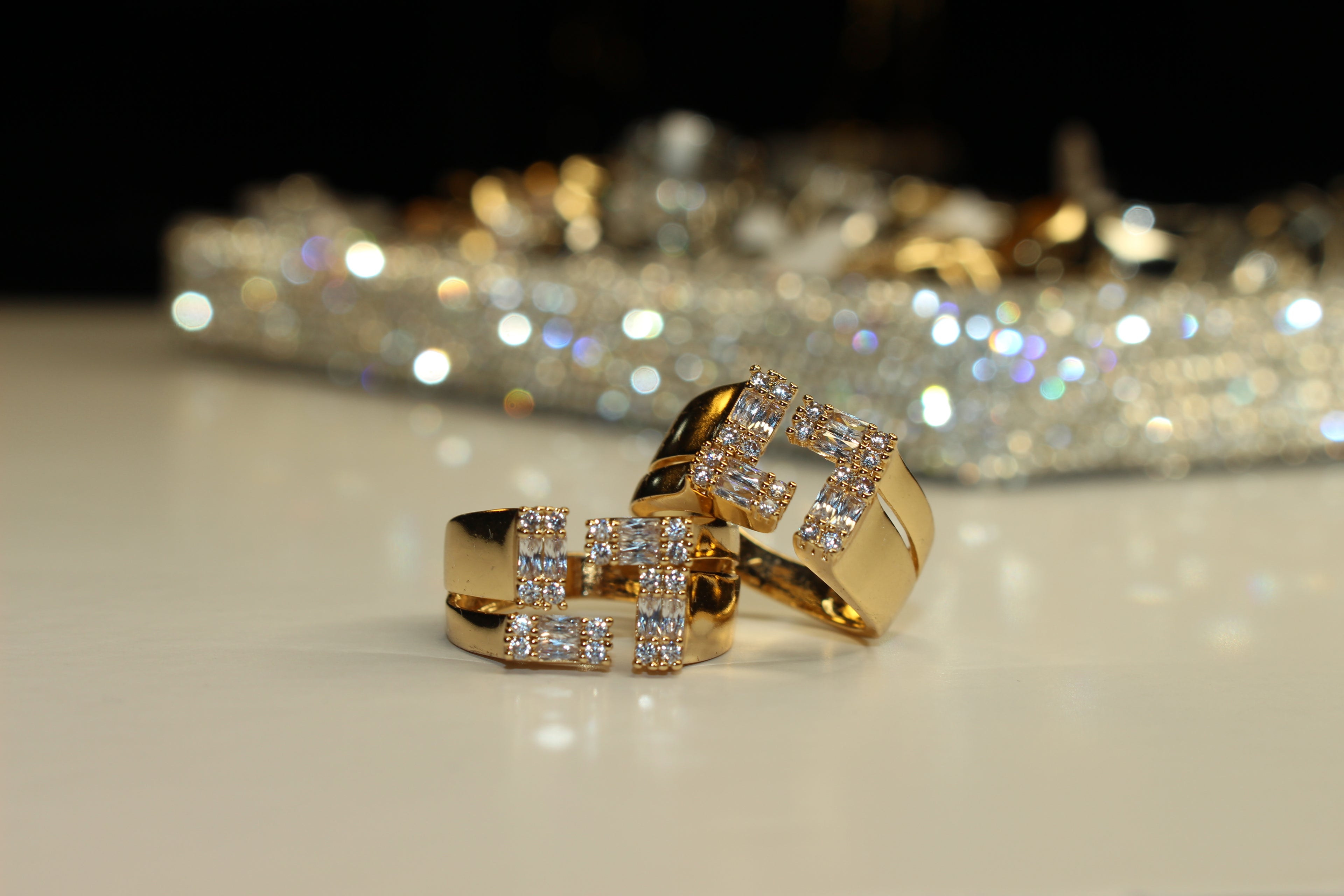 LUXE RADIANCE CRYSTAL RING -WIDE SIZE
