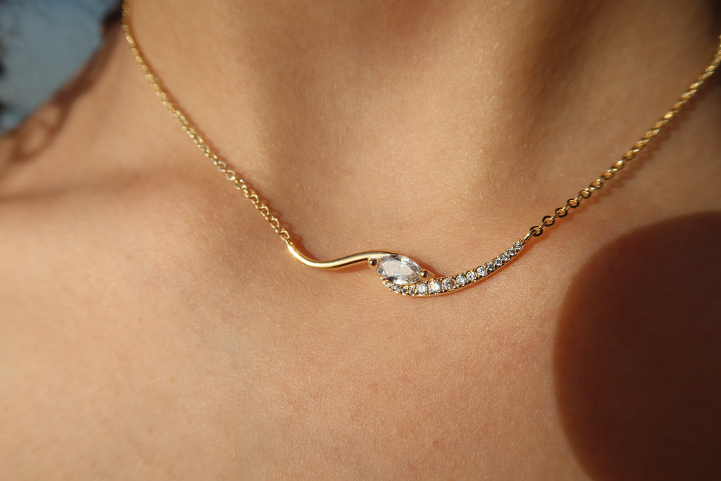 The LUNA curve necklace.