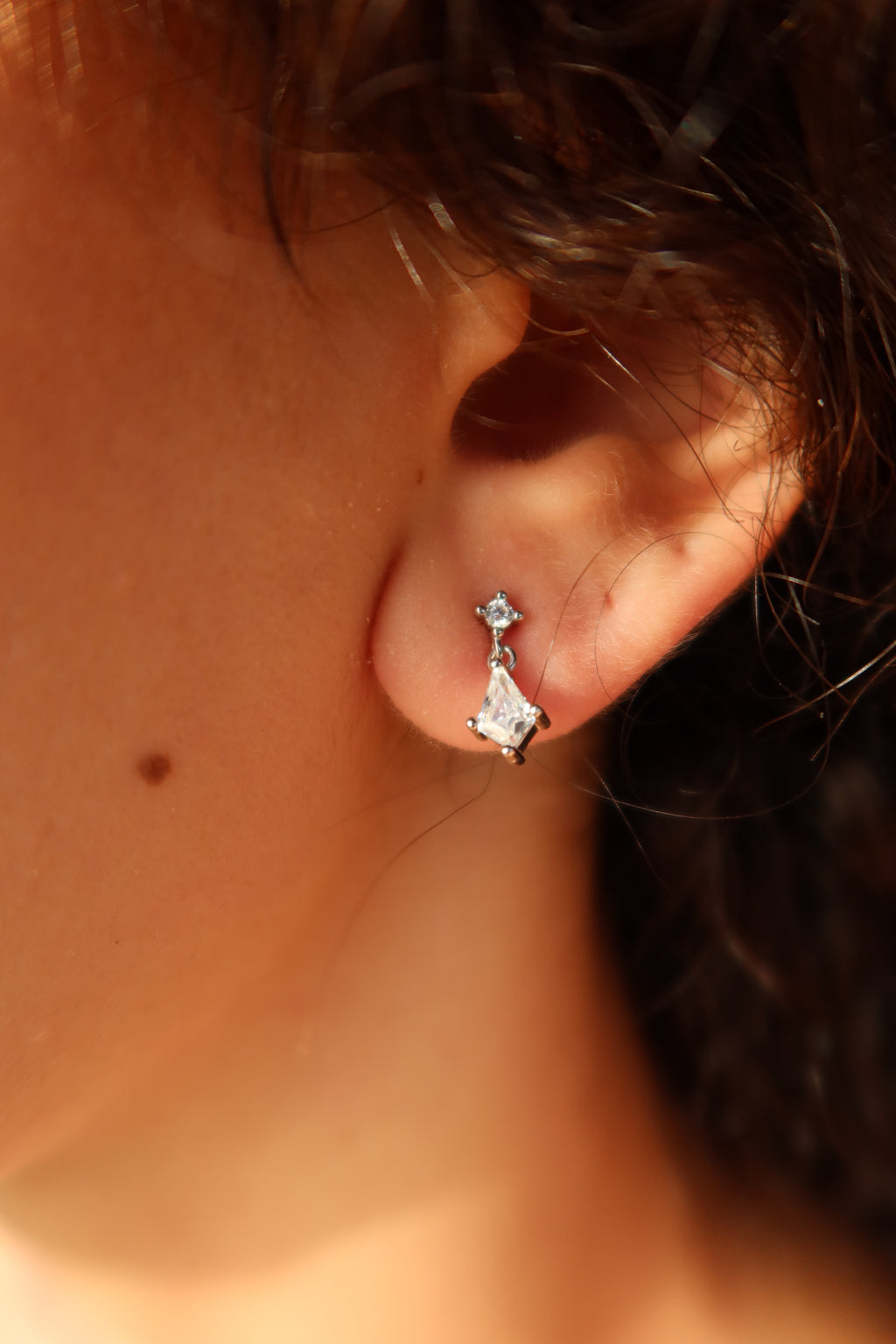 CELESTE DROP CRYSTAL EARRINGS .