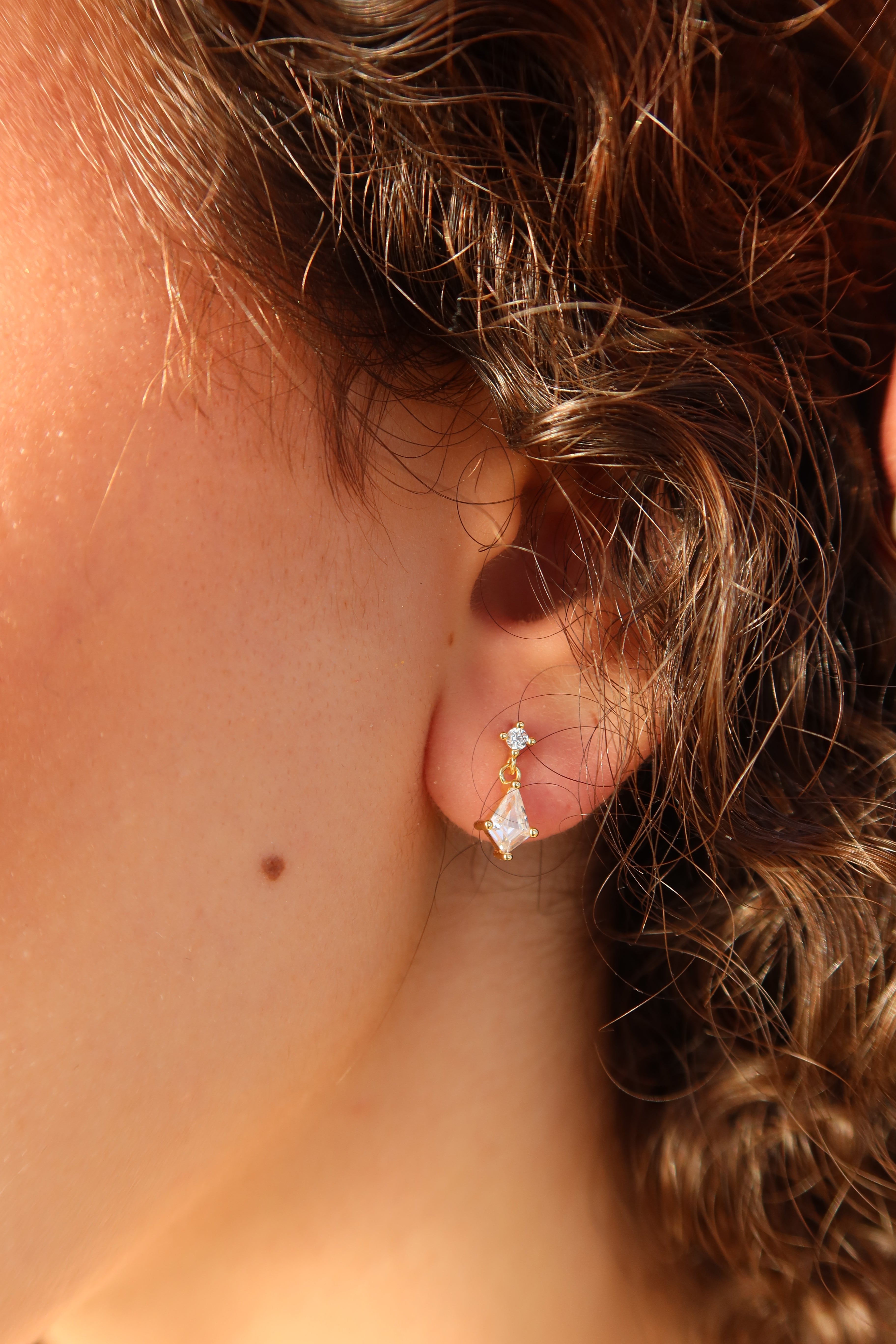 SPARK DROP EARRINGS-14K GOLD PLATED.