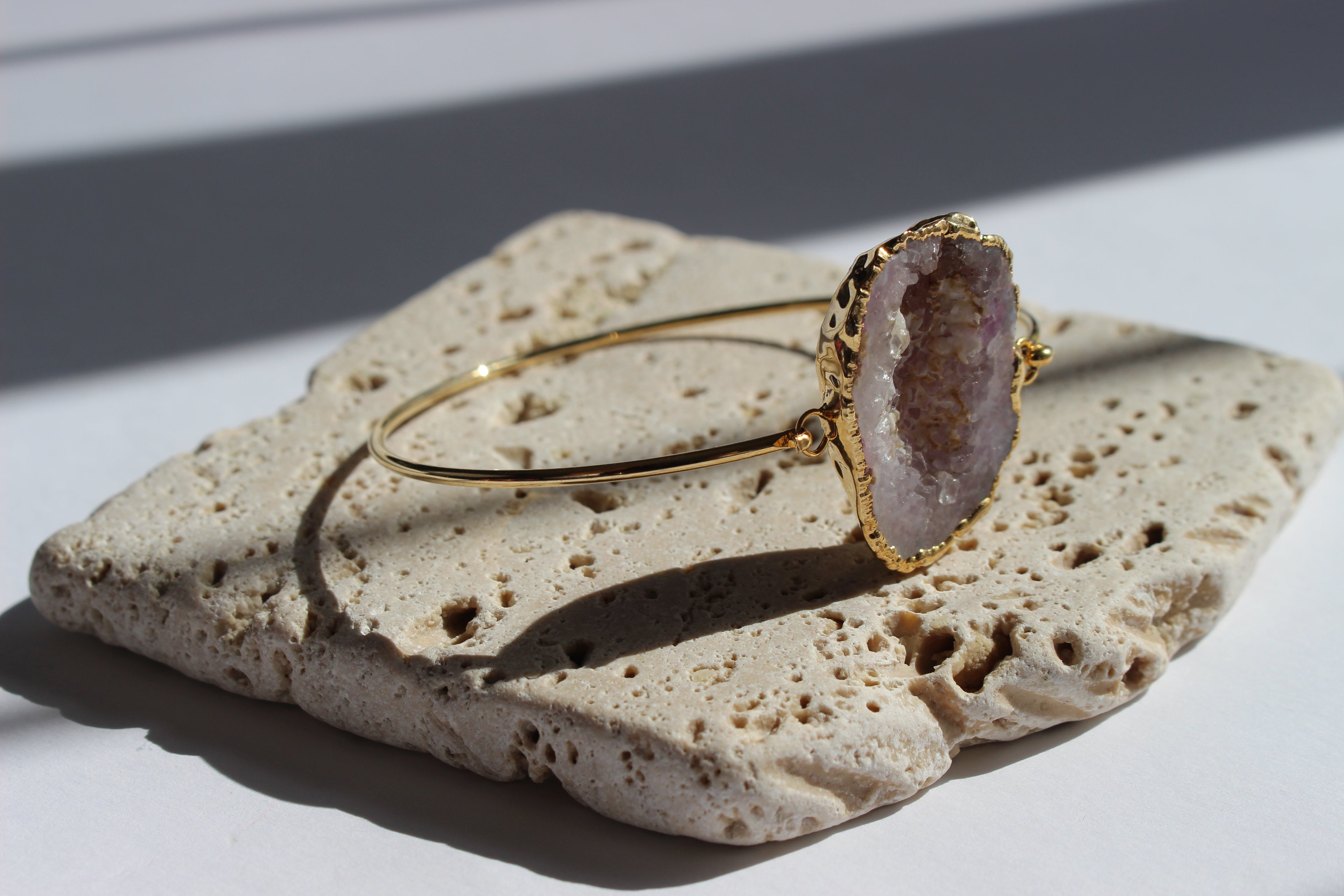 VIOLET AURA BRACELET