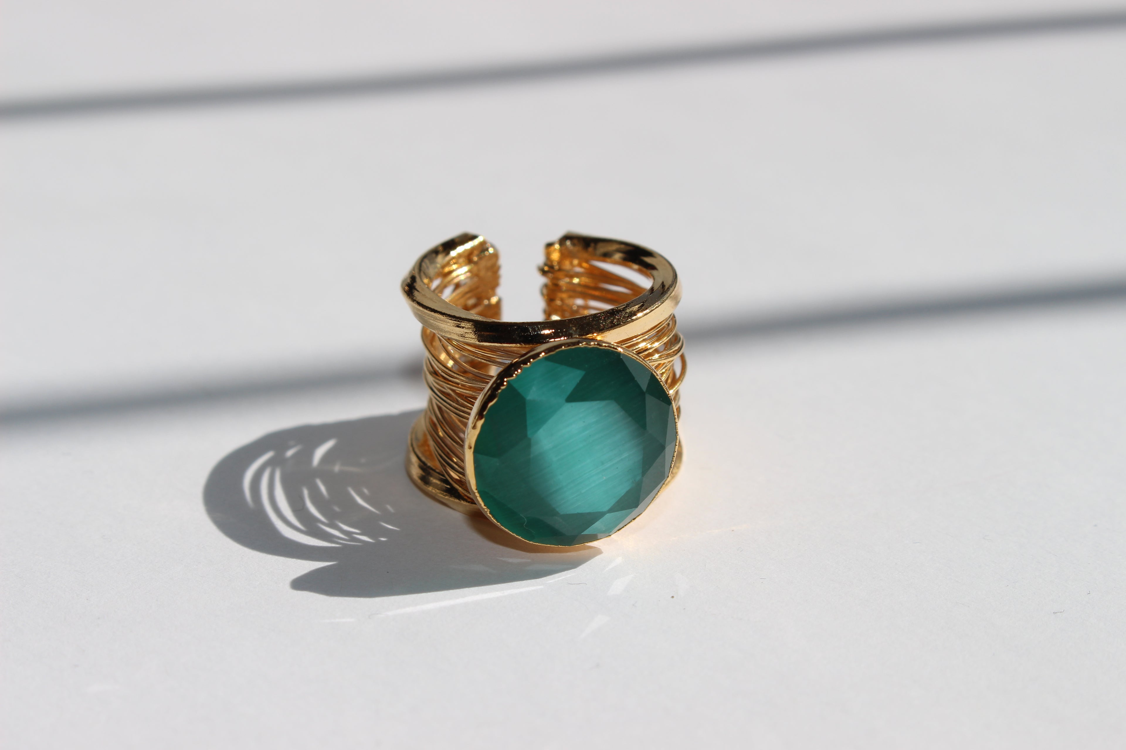NOVA RING- EMERALD