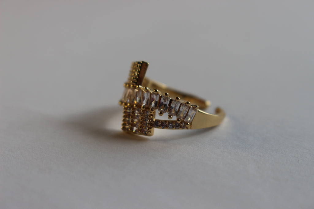 NOVA CROSS RING