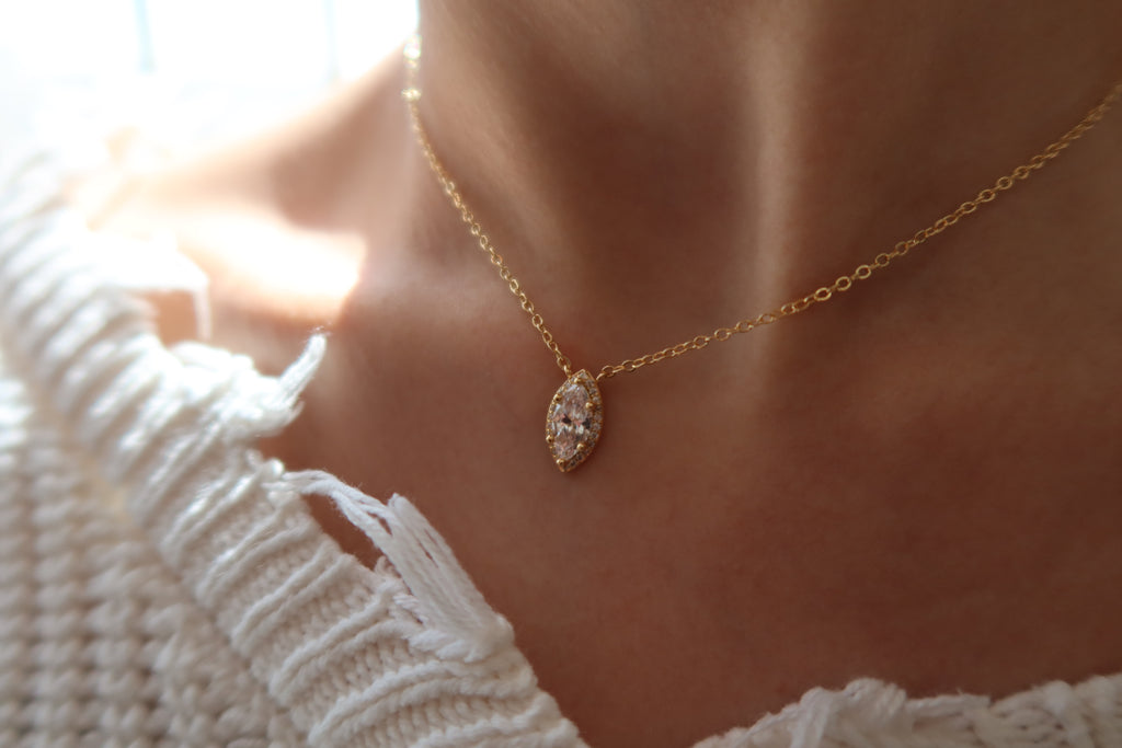 MARQUISE CRYSTAL NECKLACE