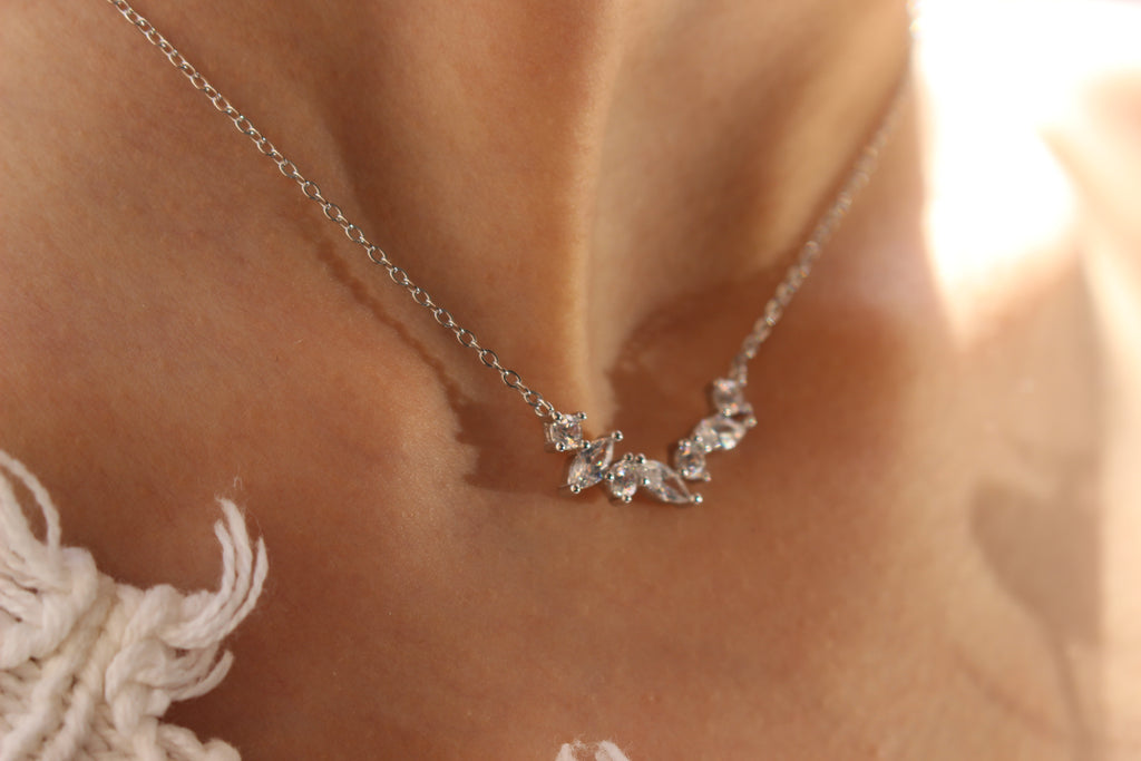 CRYSTAL VINE NECKLACE