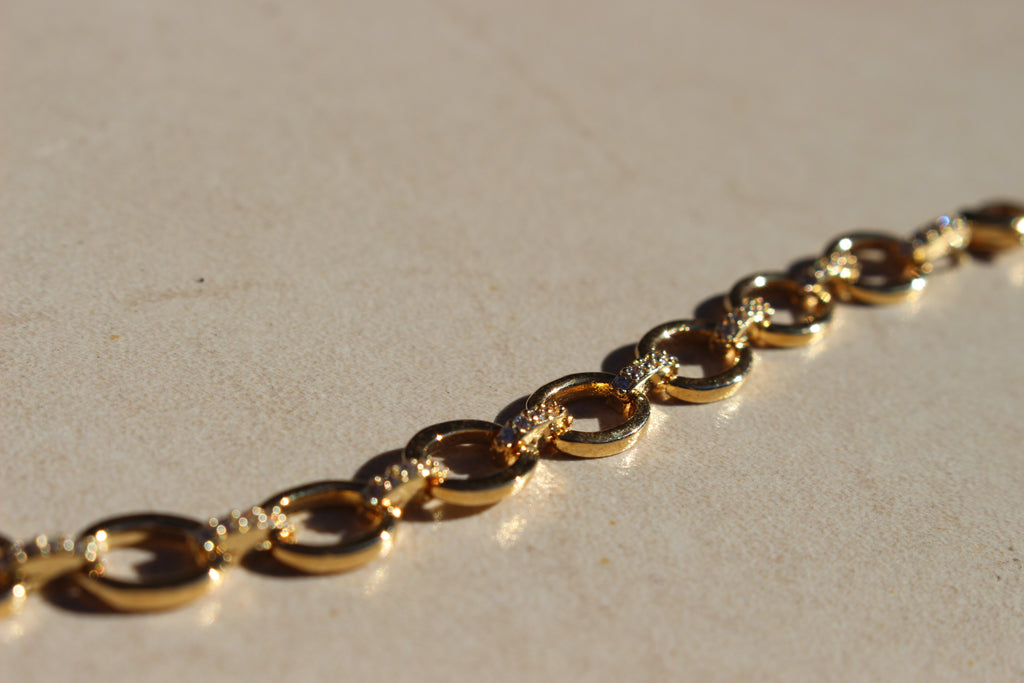 CIRCLE ZIRCON BRACELET.
