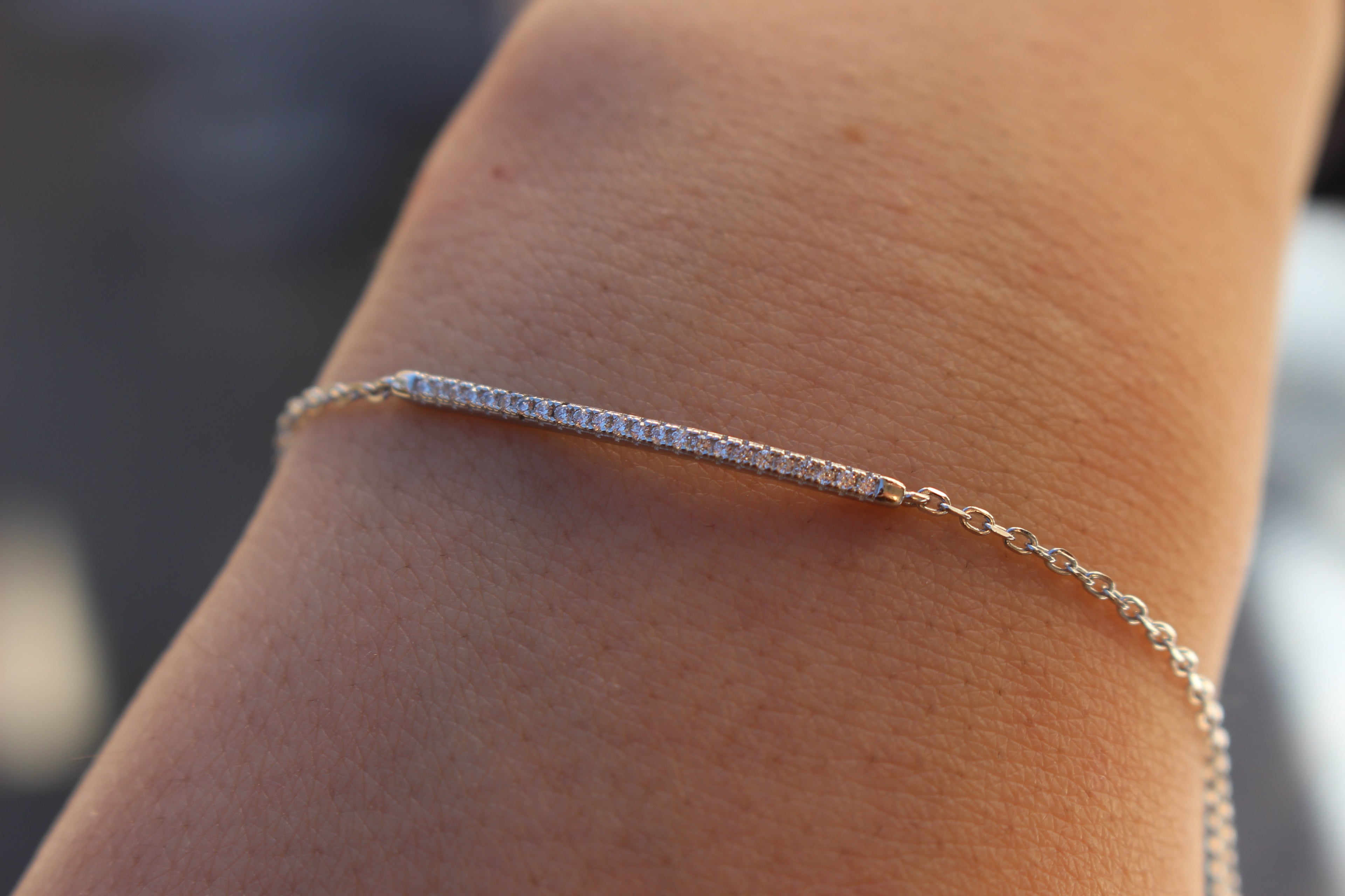 STERLING SILVER ZIRCON BAR BRACELET .