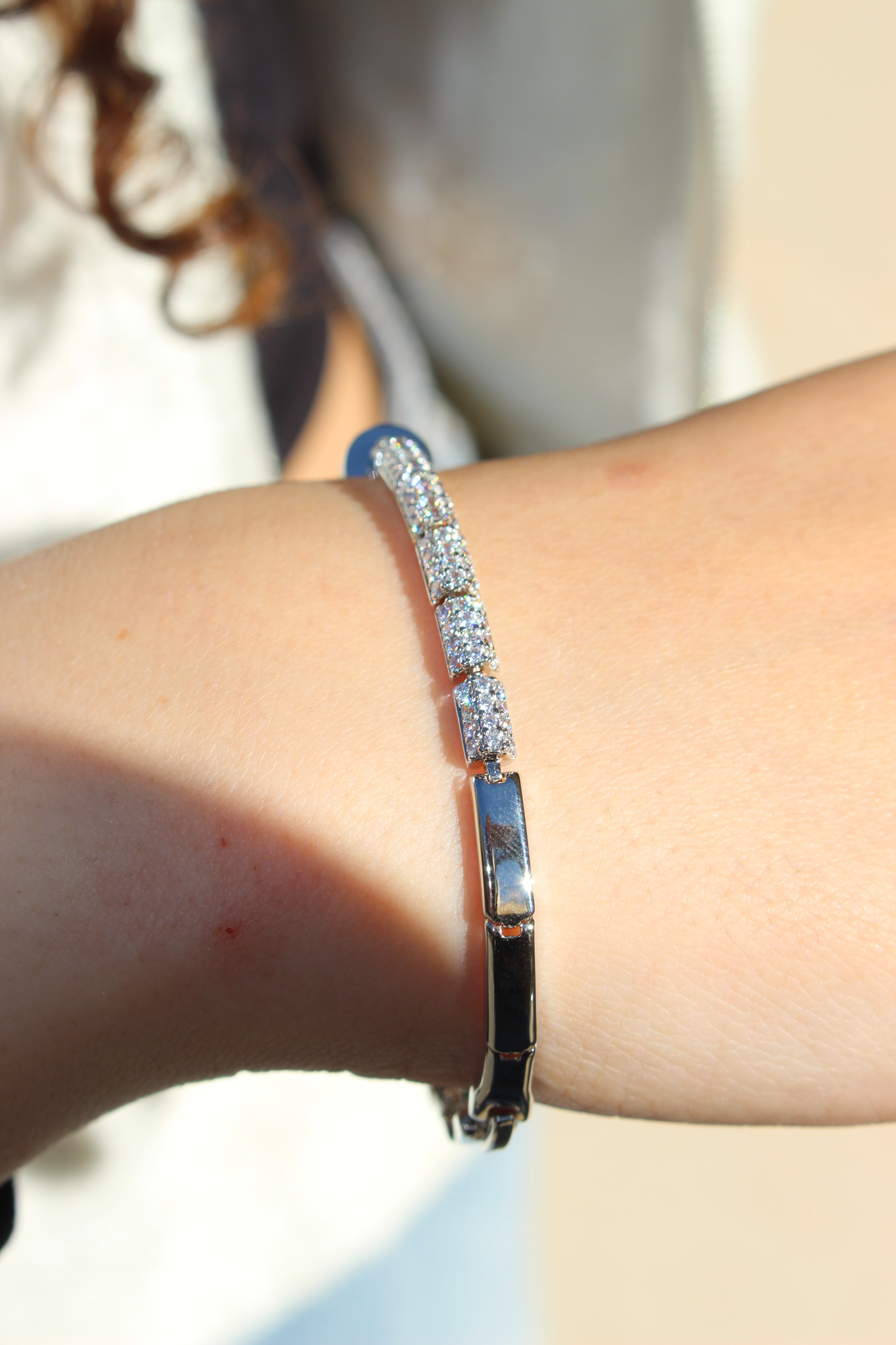 STAINLESS STEEL ZIRCON TENNIS BRACELET.