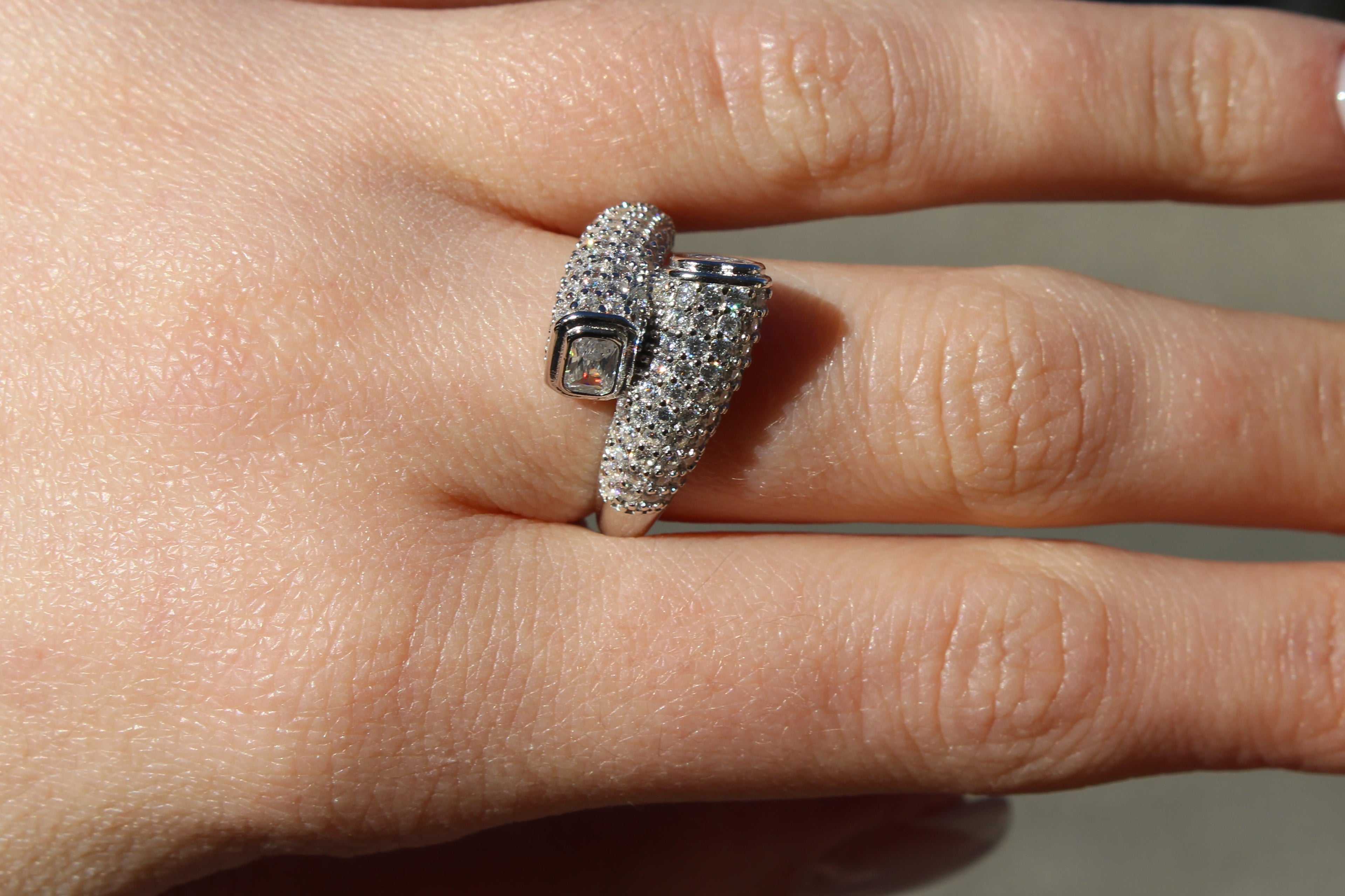 CRYSTAL & HEART WRAP RING